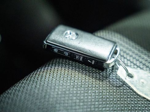 Used 2025 MAZDA CX-50 AWD 2.5 S w/ Premium Package image 48