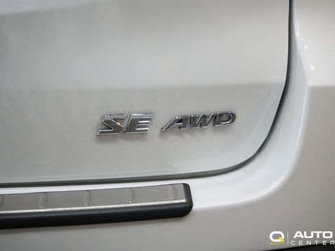 Used 2018 Toyota Highlander XLE image 6