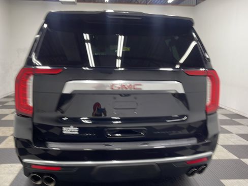 Used 2023 GMC Yukon XL Denali w/ Denali Reserve Package RWD image 17