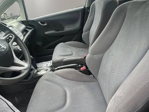 Used 2013 Honda Fit image 9