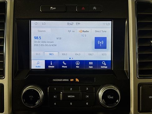 Used 2019 Ford F150 Lariat w/ Equipment Group 502A Luxury image 16