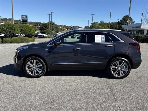 Used 2025 Cadillac XT5 Premium Luxury image 6