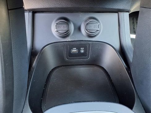 Used 2017 Hyundai Santa Fe Sport AWD/4WD image 24