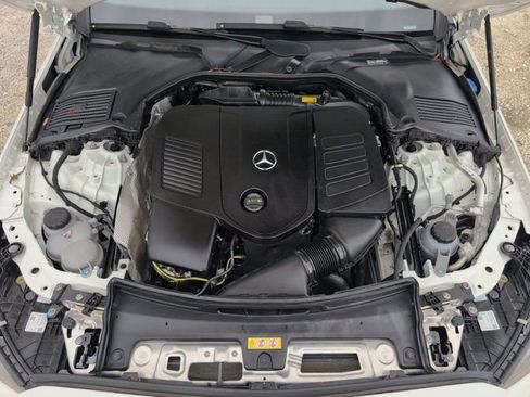 Used 2025 Mercedes-Benz C 300 Sedan image 34