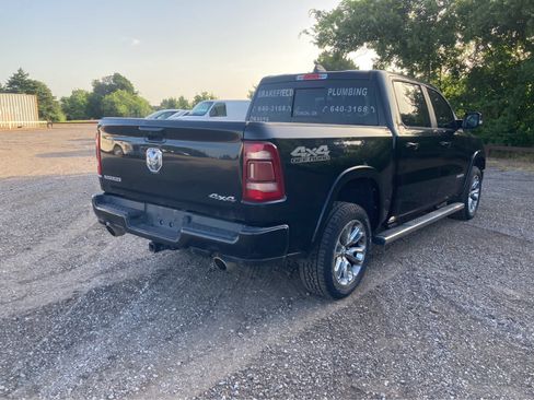 Used 2019 RAM 1500 Laramie w/ Sport Appearance Package AWD/4WD image 7