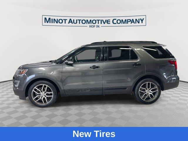 Used 2017 Ford Explorer Sport w/ Equipment Group 401A AWD/4WD image 6