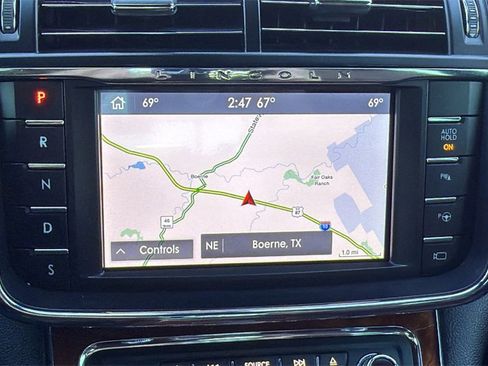 Used 2020 Lincoln Continental Reserve w/ Luxury Package image 34