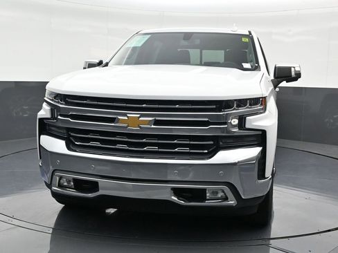 Used 2022 Chevrolet Silverado 1500 LTZ image 9