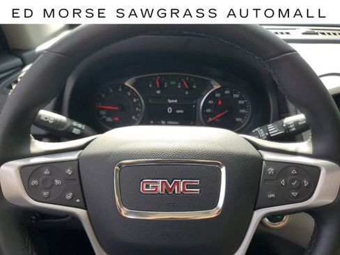 Certified 2024 GMC Terrain SLT image 21