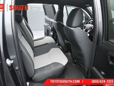 Used 2023 Toyota Tacoma TRD Sport AWD/4WD image 28