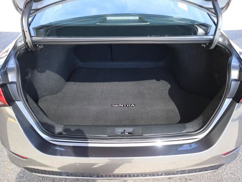 Used 2025 Nissan Sentra S image 32