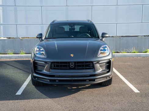 New 2026 Porsche Macan AWD/4WD image 6