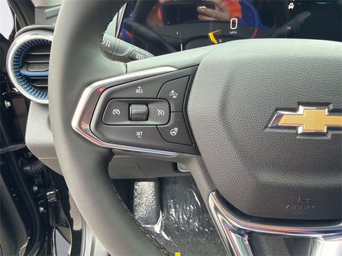 New 2026 Chevrolet Trax LT w/ Driver Confidence Package image 23