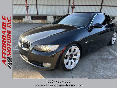 Used 2009 BMW 335i Convertible w/ Premium Pkg image 1