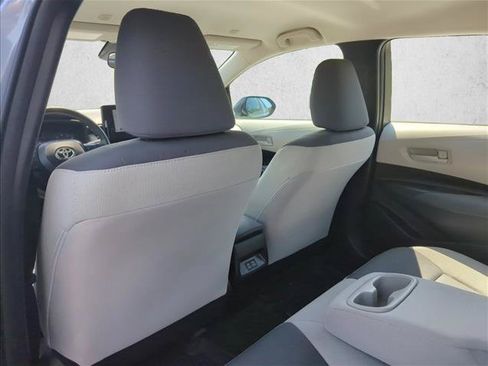 Used 2025 Toyota Corolla LE FWD image 22