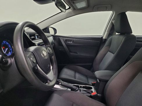 Used 2019 Toyota Corolla LE image 17