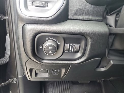 Used 2022 RAM 1500 Laramie w/ Sport Appearance Package image 23