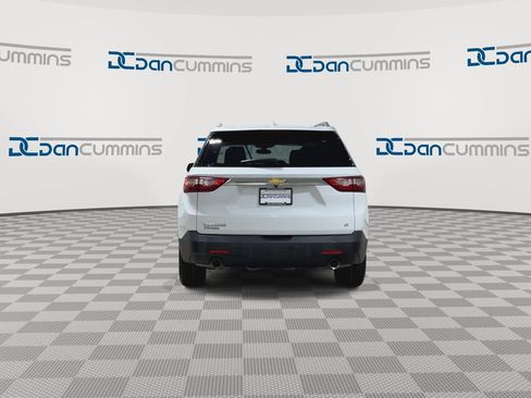 Used 2018 Chevrolet Traverse LT FWD image 7