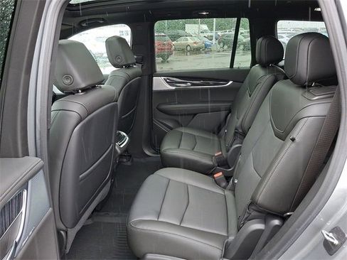 Certified 2023 Cadillac XT6 Premium Luxury w/ LPO, Floor Liner Package image 8