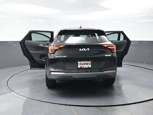 Used 2026 Kia Sportage LX FWD image 57