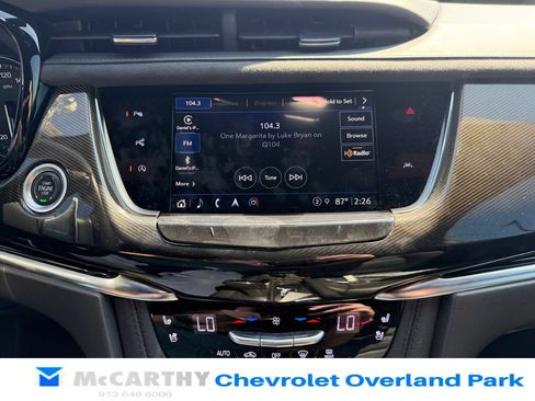 Used 2022 Cadillac XT6 Sport w/ Platinum Package AWD/4WD image 14