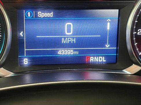 Used 2023 Chevrolet Equinox LT image 8