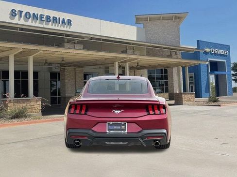 Used 2025 Ford Mustang Premium RWD image 6
