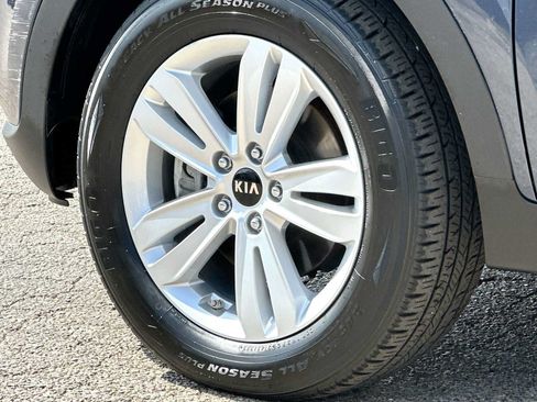 Used 2017 Kia Sportage LX AWD/4WD image 11