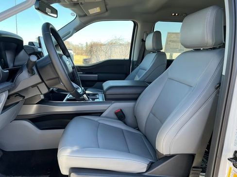 New 2025 Ford F150 Lightning Flash AWD/4WD image 3