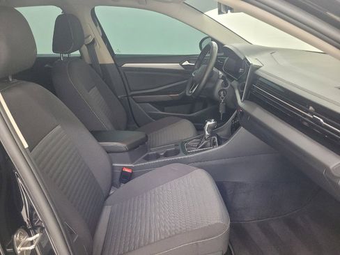 Used 2025 Volkswagen Jetta S FWD image 21