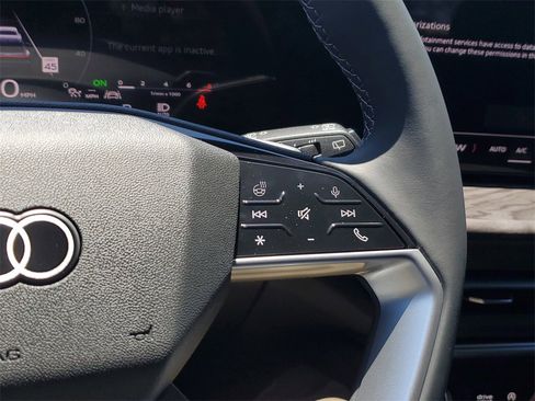 New 2025 Audi Q5 Premium Plus image 10