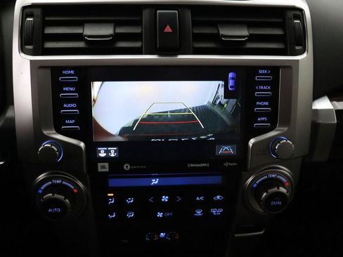 Used 2022 Toyota 4Runner Limited AWD/4WD image 21
