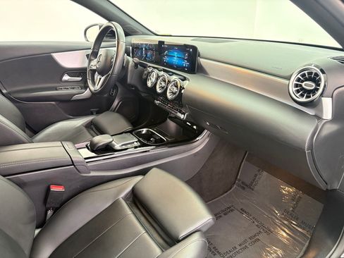 Used 2021 Mercedes-Benz A 220 image 19