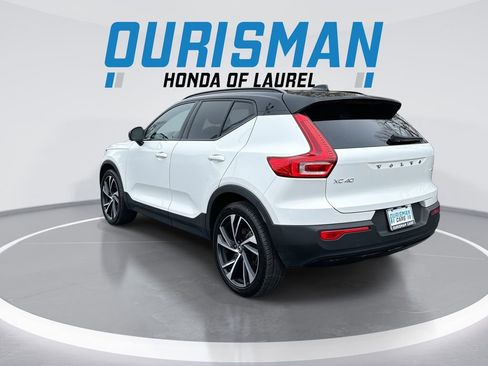 Used 2021 Volvo XC40 T5 R-Design w/ Advanced Package image 6