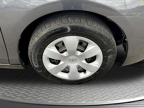 Used 2009 Toyota Camry LE FWD image 32