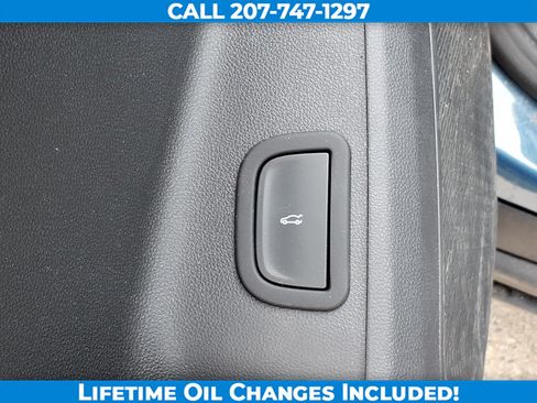 Used 2026 Chevrolet Traverse Z71 w/ Driver Confidence Package AWD/4WD image 12