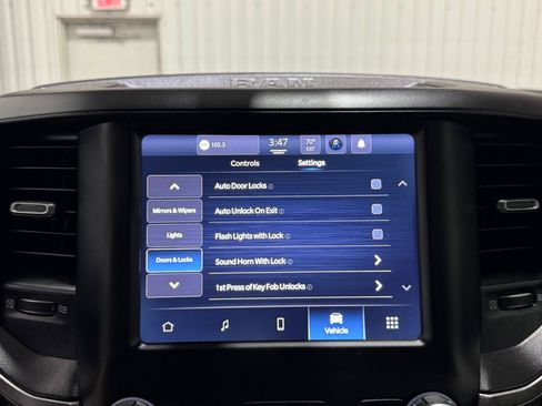 Used 2022 RAM 2500 Tradesman AWD/4WD image 42