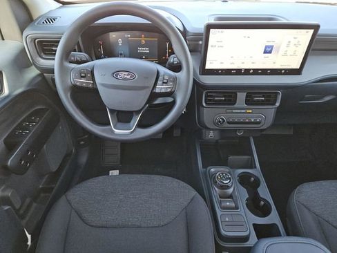 New 2025 Ford Maverick XL image 4