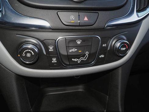 Certified 2023 Chevrolet Equinox LS FWD image 13