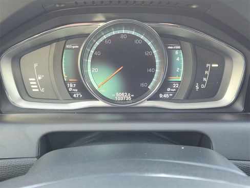 Used 2016 Volvo XC60 T5 Premier image 15