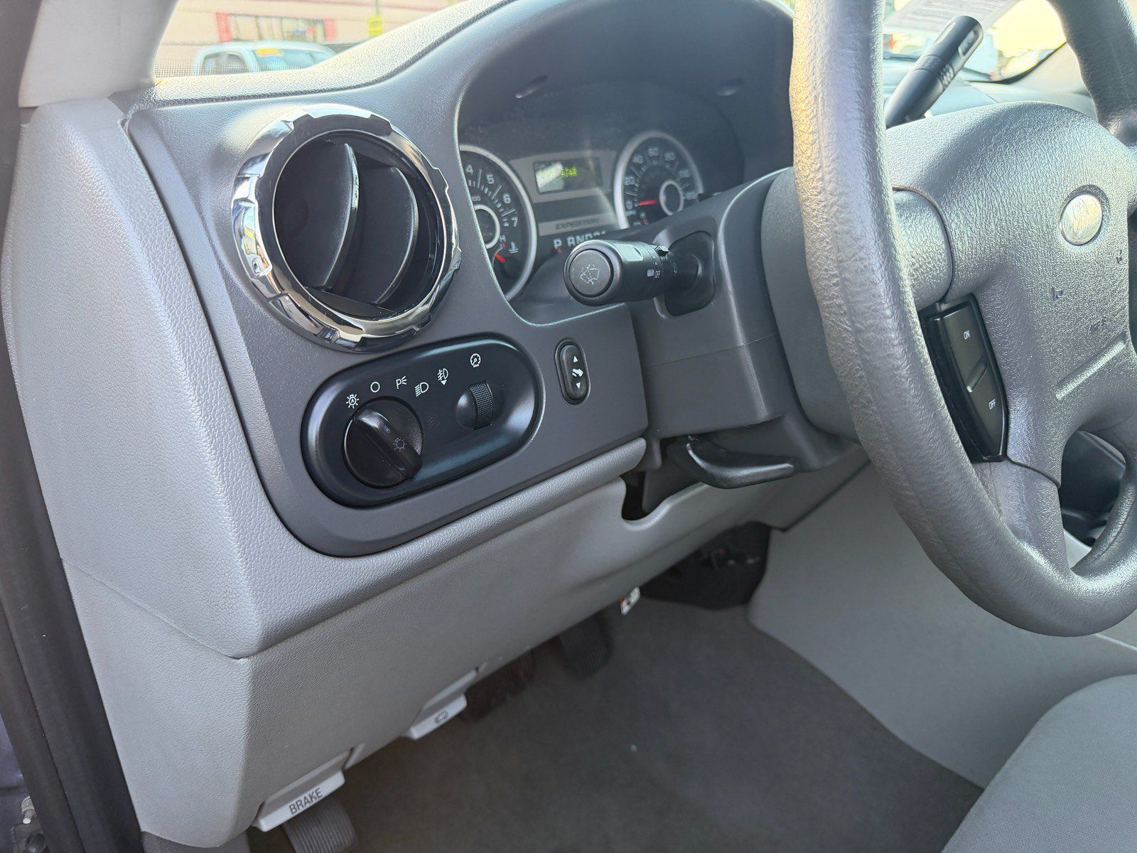 Used 2006 Ford Expedition XLT RWD image 23