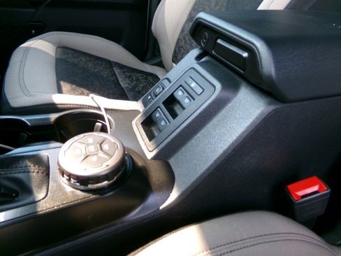 Used 2022 Ford Bronco Wildtrak AWD/4WD image 7