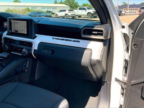 Used 2024 Toyota Tacoma TRD Off-Road AWD/4WD image 16