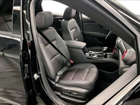 Used 2023 Chevrolet Blazer RS w/ Driver Confidence II Package FWD image 8