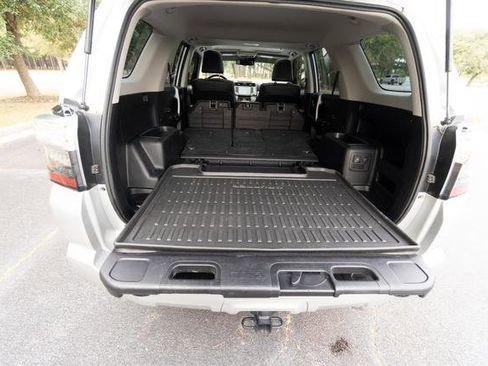 Used 2023 Toyota 4Runner SR5 Premium image 35