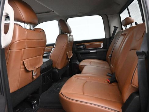 Used 2018 RAM 1500 Laramie Longhorn RWD image 12