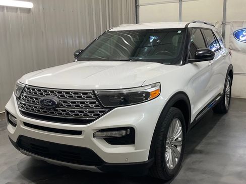 Used 2020 Ford Explorer Limited AWD/4WD image 3