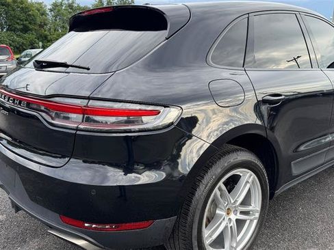 Used 2020 Porsche Macan w/ Premium Package Plus AWD/4WD image 21