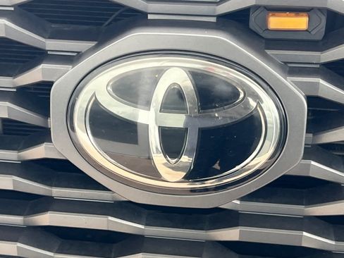 Certified 2020 Toyota Tacoma TRD Sport image 10