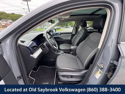 Used 2023 Volkswagen Taos SE w/ Panoramic Sunroof Package AWD/4WD image 28